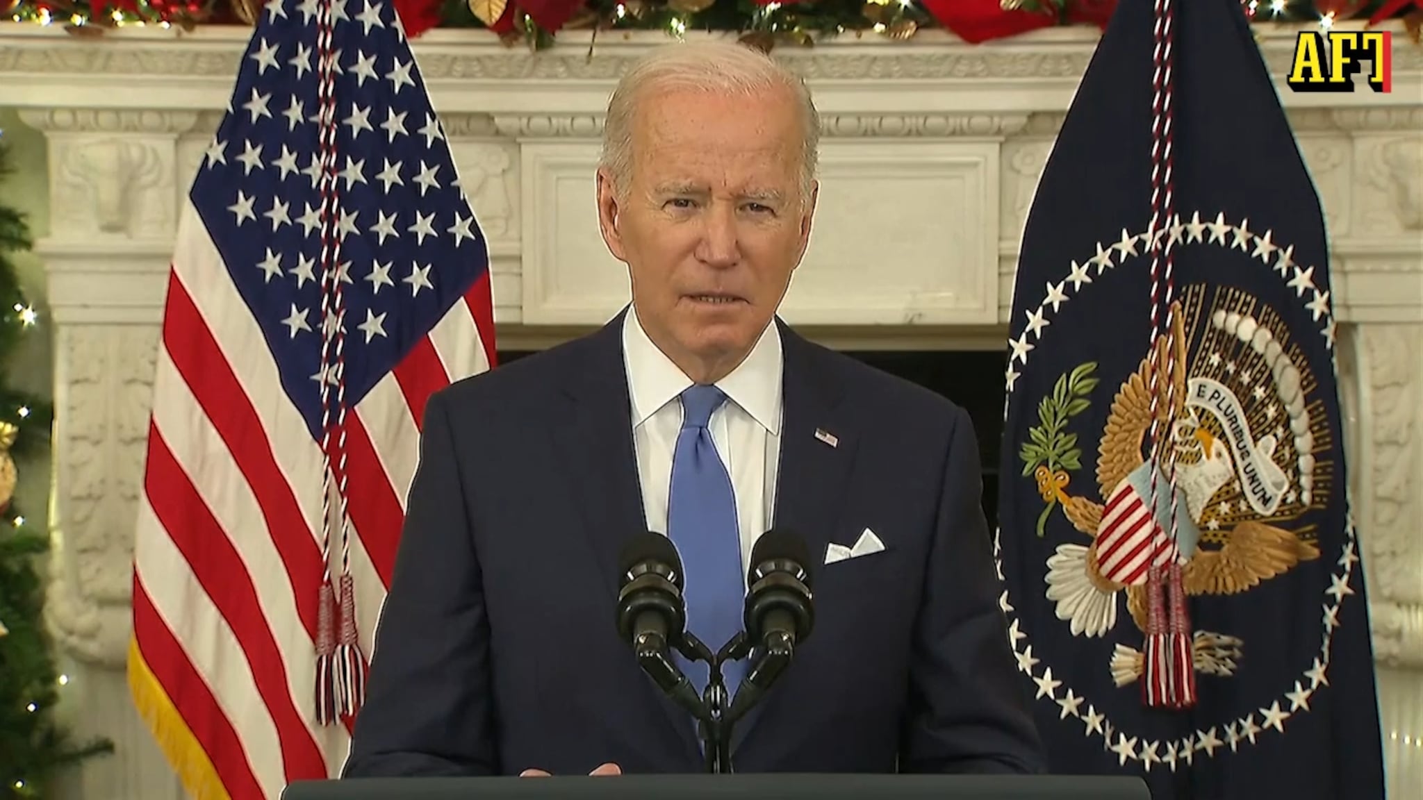 Американский пожалуйста. Байден Terror. Байден r34. Байден приколы. Joe Biden актриса.