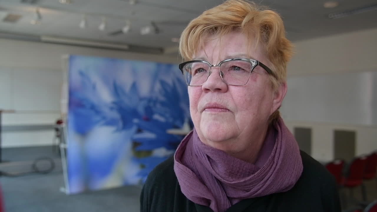 Mellin: ”Björklund skulle behöva kavla upp ärmarna Konsten att kavla upp ärmarna | Skjortguide | GANT Sverige