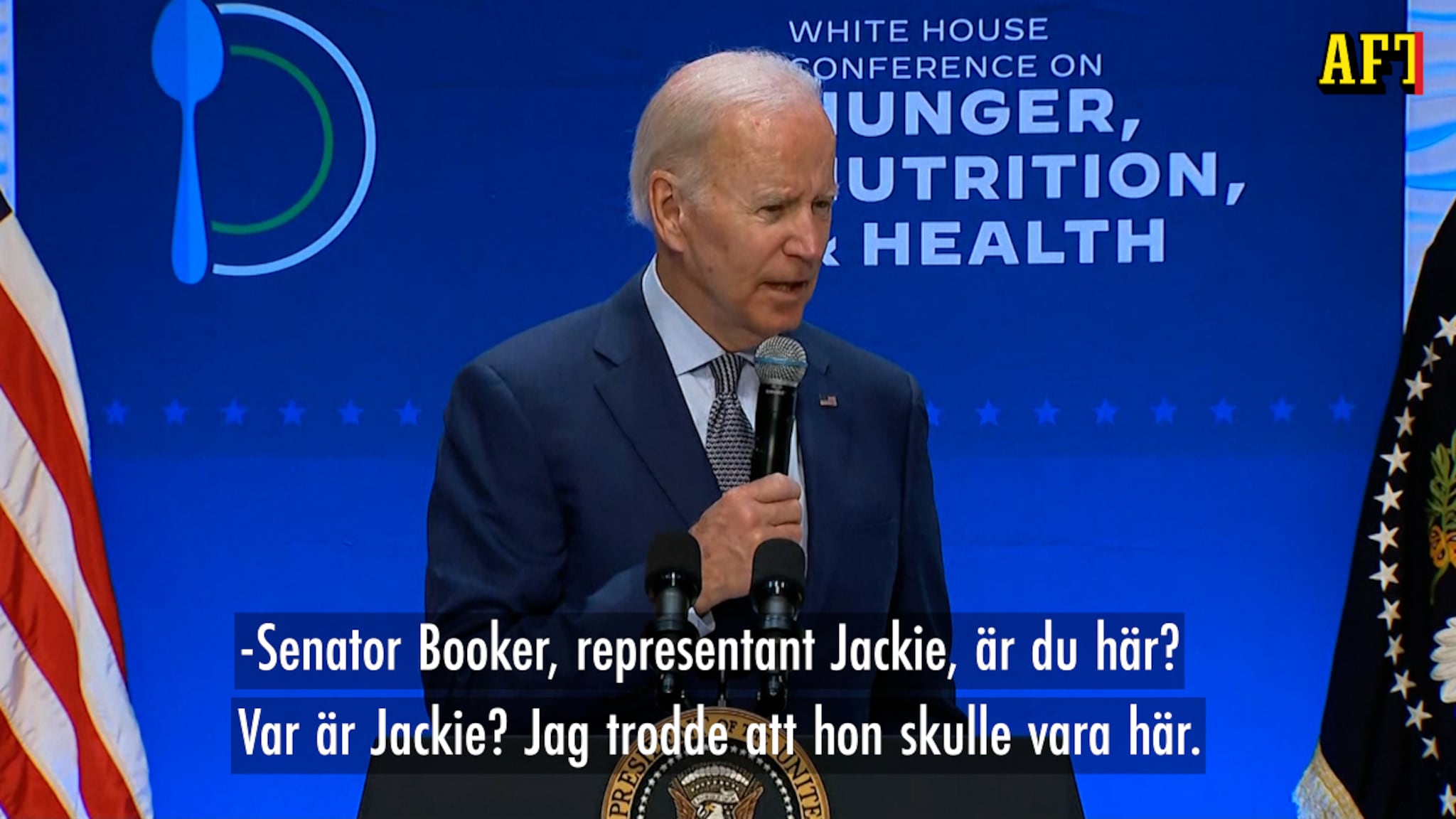 Här ropar Biden efter den döda kongressledamoten: Var är...